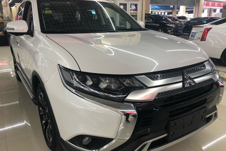哈尔滨二手三菱欧蓝德 2019款 2.4L CVT 四驱 致享版 7座 国V
