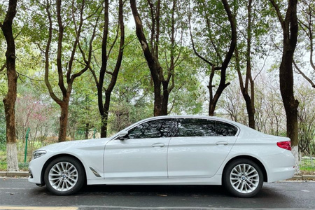 雅安二手宝马5系 2020款 530Li 行政型 M运动套装